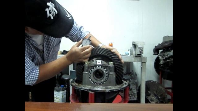DIFFERENTIAL GEAR ADJUSTMENTS | ANO PO ANG BACKLASH/TOOTH CONTACT/RUN-OUT/PRELOAD смотреть онлайн