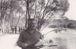 Отец, отец, исп. зас. арт. РФ Ф.Михеенко, комп. зас. арт. РФ В. Газарян, стихи И.Головко