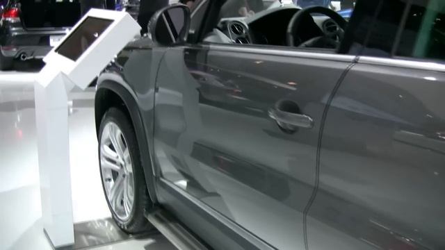 2012 Volkswagen Tiguan Exterior and Interior at 2012 Montreal Auto Show смотреть онлайн