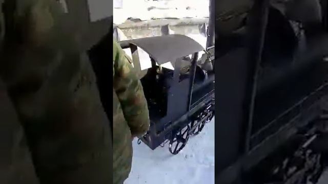 Мангал в форме паровоза ! Крутой мангал!