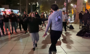 Малика Лезгинка 2022 Девушка Танцует Красиво На Улице Руставели В Тбилиси ALISHKA Чеченская Malika