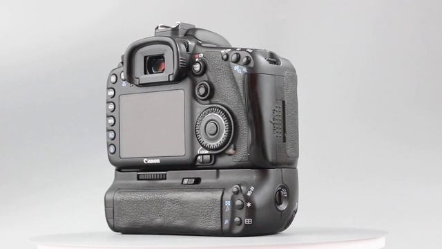 Фотоаппарат Canon 7D body с батблоком смотреть онлайн
