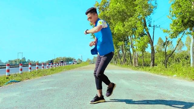 Sona Pakhi Go | সোনা পাখি গো | Sylhety Romantic Song 2022 | আমার লক্ষি পাখি গো | Bangla New Dance смотреть онлайн