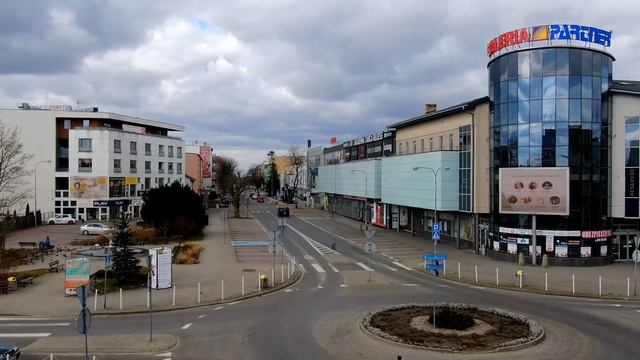 Wietrzny dzień w Mińsku Mazowieckim 14.03.2021r. смотреть онлайн