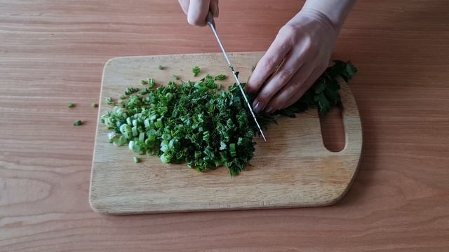 ЛЕТНИЙ ОВАЩНОЙ САЛАТ С КАПУСТОЙ И РЕДИСКОЙ смотреть онлайн