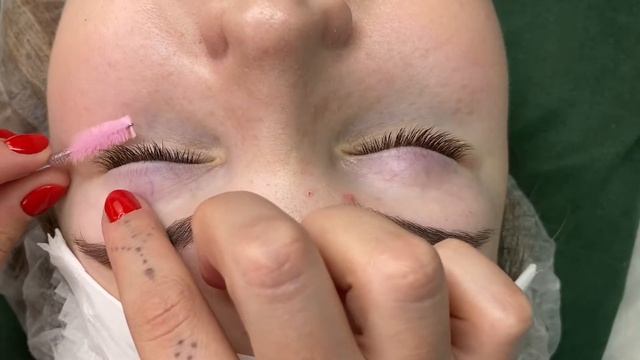 Изоляция нижних ресниц. Как наложить патч при наращивании ресниц. Лента или патч в наращивании. смотреть онлайн