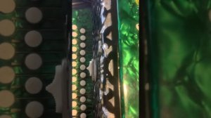 Игра на гармони справа по нотам