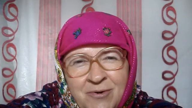Анекдоты про длинноногих девушек, про работу