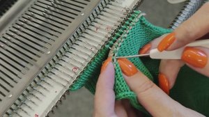 Как сделать плечевой шов на вязальной машине