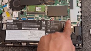 Lenovo Yoga 530-14ARR ↪️ How To Upgrade Ram & How To Replace/Remove Battery