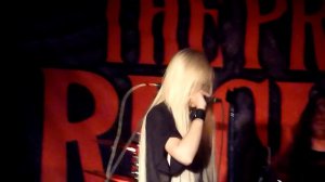 The Pretty Reckless (Taylor Momsen) - "Seven Nation Army" Live - Seattle, WA - 03-17-12