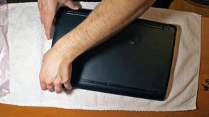 HP 15-db0369ur. Разборка ноутбука для установки SSD и DDR