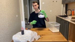 Окрашивание футболки в погружной технике Тай Дай