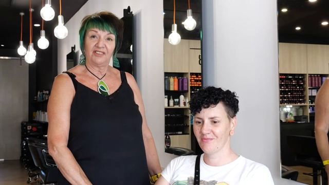 Create your own curls смотреть онлайн