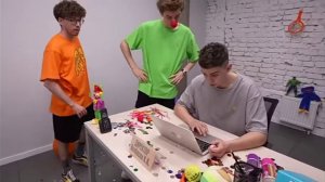 клоун а4 пропал! * Его Похитили? *