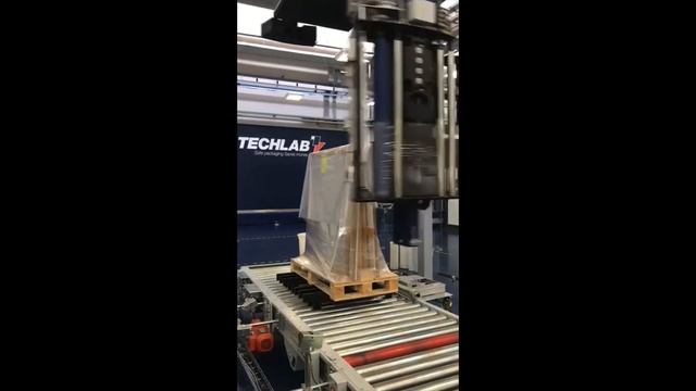 Упаковка керамической плитки на паллете в стретч-плёнку | Паллетообмотчик ROBOPAC