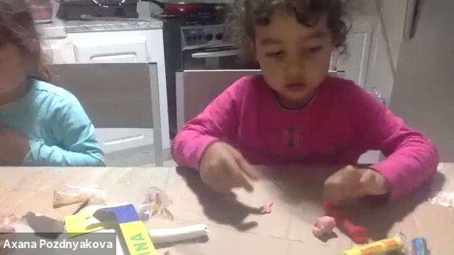 Лепка из пластилина - для детей от пяти лет ▶ лепим цветочек смотреть онлайн