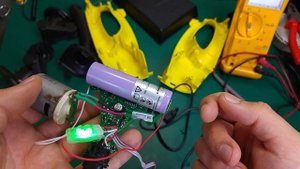 Fixing KARCHER WV2 (not charging) with off shelf charging module