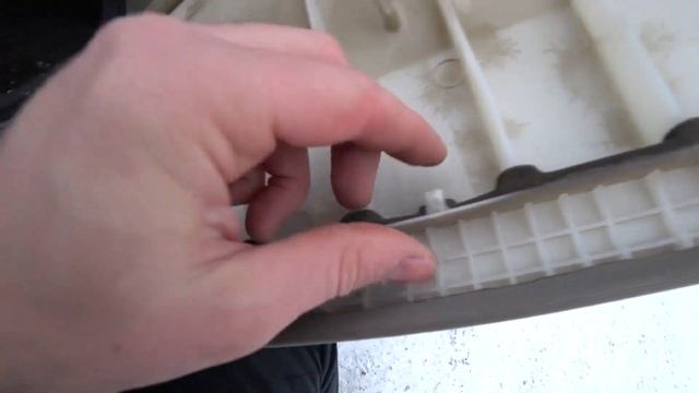 Renault Megan 2 Снятие обшивки задней двери и ремонт стеклоподъемника на Рено Меган 2 обрыв тросика смотреть онлайн