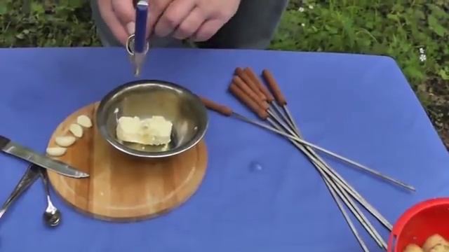 Молодой картофель на мангале, на углях, вкусный рецепт к шашлыку