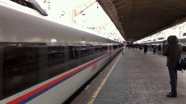 Электропоезд ЭВС1-07 "Сапсан" станция Москва-Октябрьская смотреть онлайн