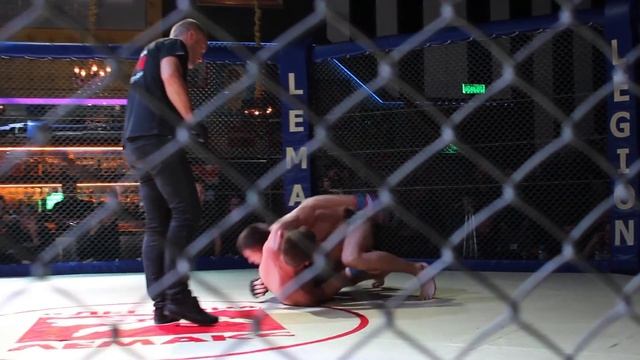 НЧ, STAGE 7.10.18   АРКАДИЙ КАРМАНУКОВ VS ДАНИИЛ  САУЛЕ НАРОДНЫЙ ЧЕМПИОНАТ ПАНКРАТИОН .ТАГАНРОГ.