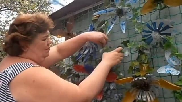 Цветы из пластиковых бутылок смотреть онлайн