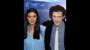 Актрисе Монике Беллуччи 57 лет - эталон женственности и чувственной красоты (15 фото разных лет)