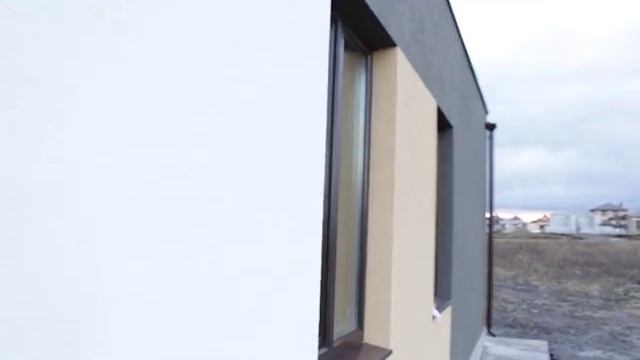 Видео обзор, современного, 3D панельного дома, с плоской крышей, ergoHAUS