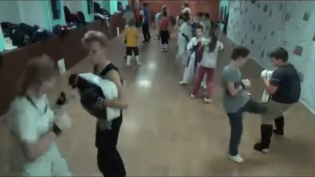 Климовская Федерация Киокусинкай Каратэ. Западная 12. Тренировки сентябрь 2017 года