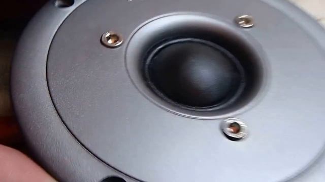 Проверка центровки ВЧ динамиков. смотреть онлайн