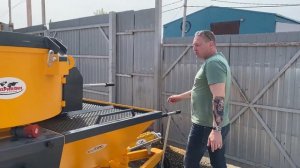 Работать глобально - растворонасос ЕМК 60 Ласпарсан.  Этот насос без работы не будет!