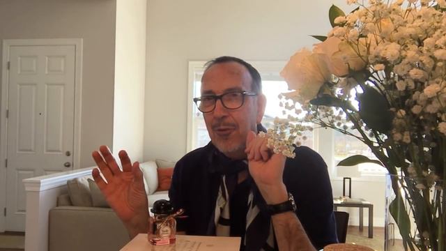 TWILLY eau de parfum, 24 FAUBOURG edt & a scarf by HERMES. смотреть онлайн