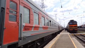 ЧС4Т-239(Хабаровск-Москва) и ЧС4Т-627 (Москва-Н. Тагил)