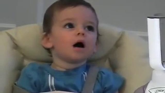 Quick Tip Recipe: How to Peel a Peach - Weelicious смотреть онлайн