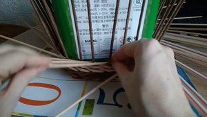 Корзина №2/послойное плетение/и как его закончить/из газетных трубочек