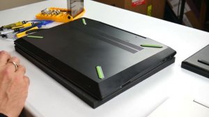 How To Take The Back Off HP Pavilion 15 gaming (and Other laptops)