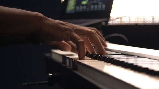SHAUN MARTIN Just the...Rhodes | Keyscape Sessions смотреть онлайн