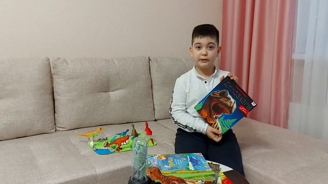 Моя любимая книга #динозавры #динопарк #книга #люблючитать