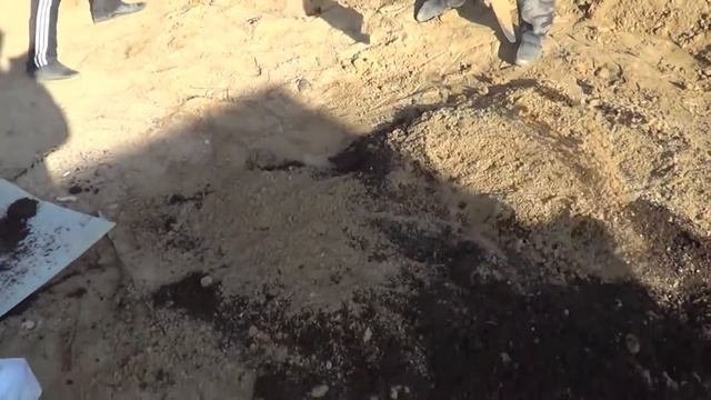 Приготовление плодородной земельной смеси
