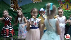 Песня «ЦВЕТИК-СЕМИЦВЕТИК» - Ансамбль «КАМЕРТОН» - LENSTORY