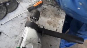 Как быстро снять патрон с дрели hitachi