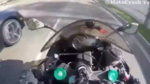 Жесть!!Словил воблинг на мотоцикле!! Сумел удержаться!!