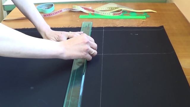 Раскрой прямой юбки сразу на ткани смотреть онлайн