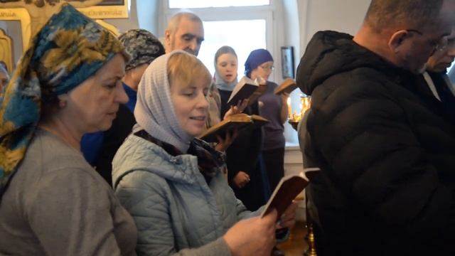 Чтение Акафиста Пресвятой Богородице в Свято-Одигитриевском соборе смотреть онлайн