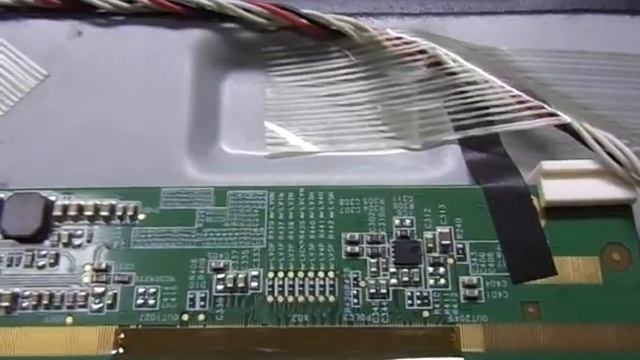 Goldstar LT-32T500R V1S11 При включении бледное изображение смотреть онлайн