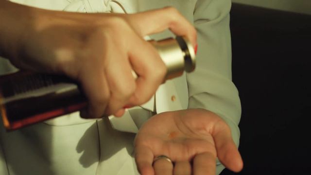 L'Beauté starring Halston Sage смотреть онлайн