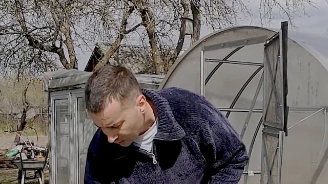 Монтаж системы капельного полива в теплице смотреть онлайн