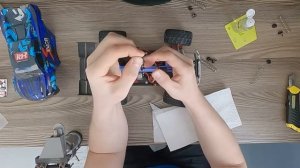 S-MAX 1/16 REMO HOBBY МЕНЯЕМ АМОРТИЗАТОРЫ И ЗАПРАВЛЯЕМ ИХ МАСЛОМ