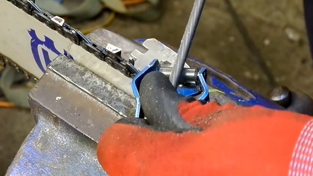 How to sharpen a Chainsaw by hand – смотреть онлайн видео от Дом о ...